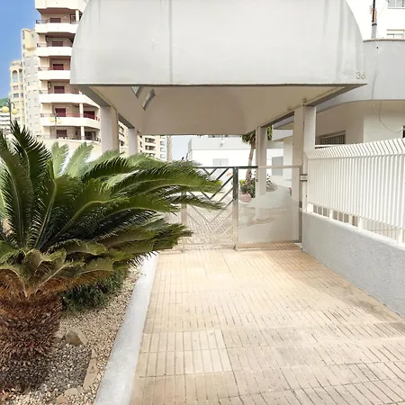 Aquamarina Ii Beachside Apartment *