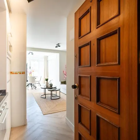 Aquamarina Ii Beachside Apartment *